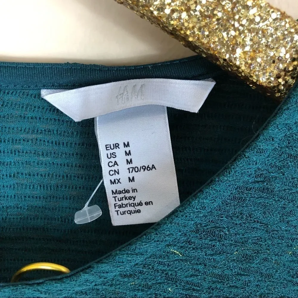 H&M Green Cropped Blouse